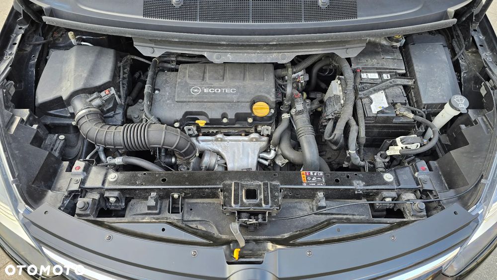 Opel Zafira Tourer 1.4 Turbo Active - 30