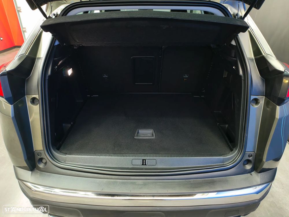 Peugeot 3008 1.6 BlueHDi Allure EAT6 J18 - 46