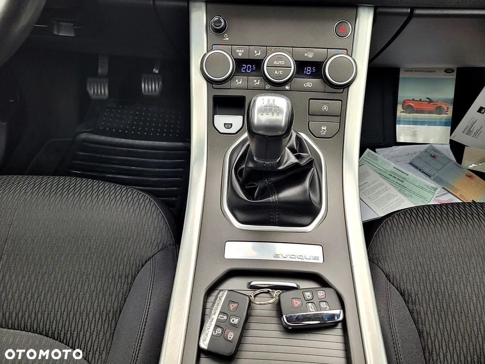 Land Rover Range Rover Evoque - 21