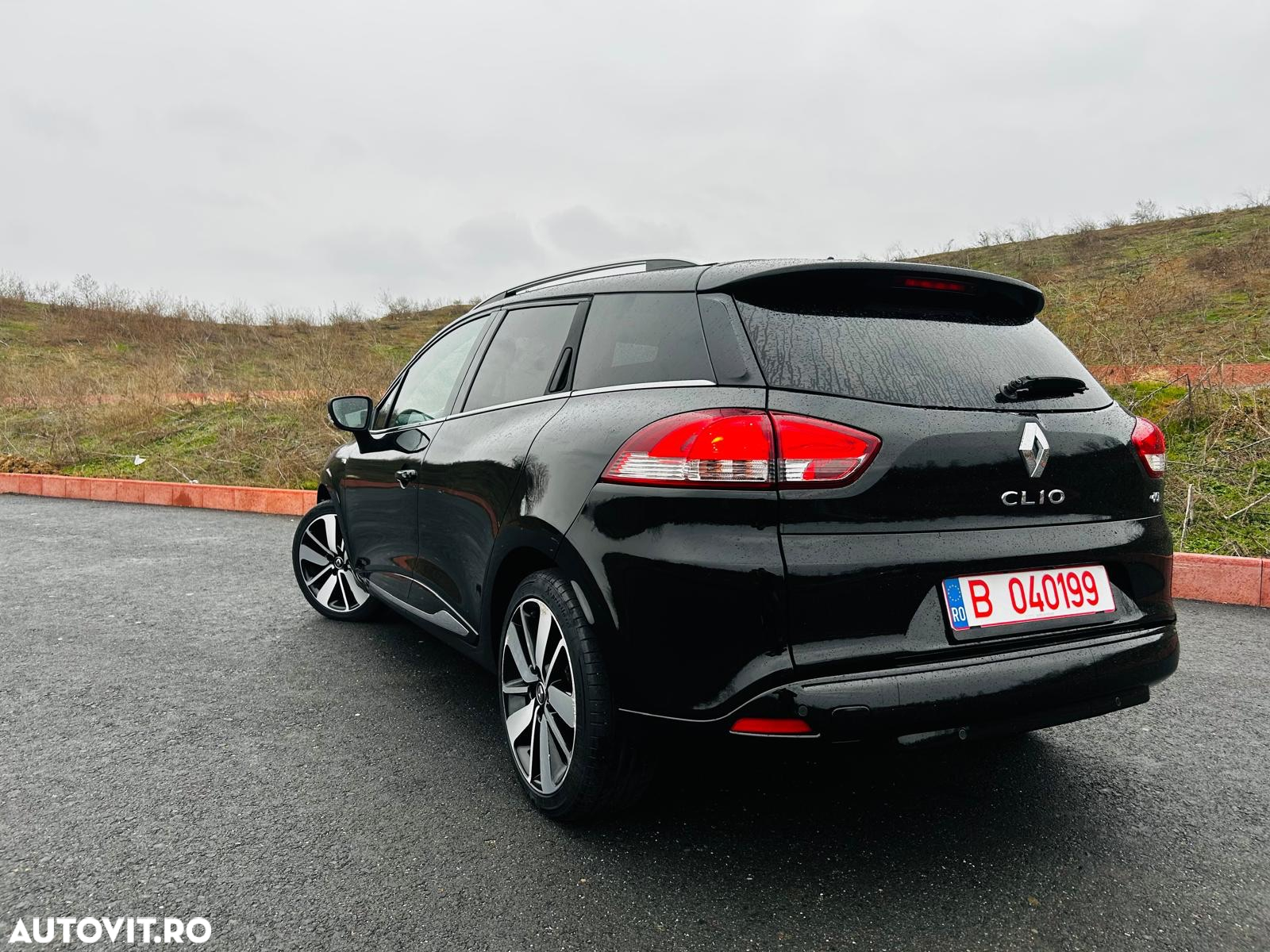 Renault Clio (Energy) dCi 90 Start & Stop EDC INTENS - 10