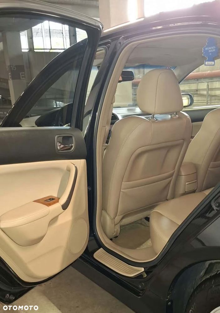 Honda Accord 2.0 Executive - 16