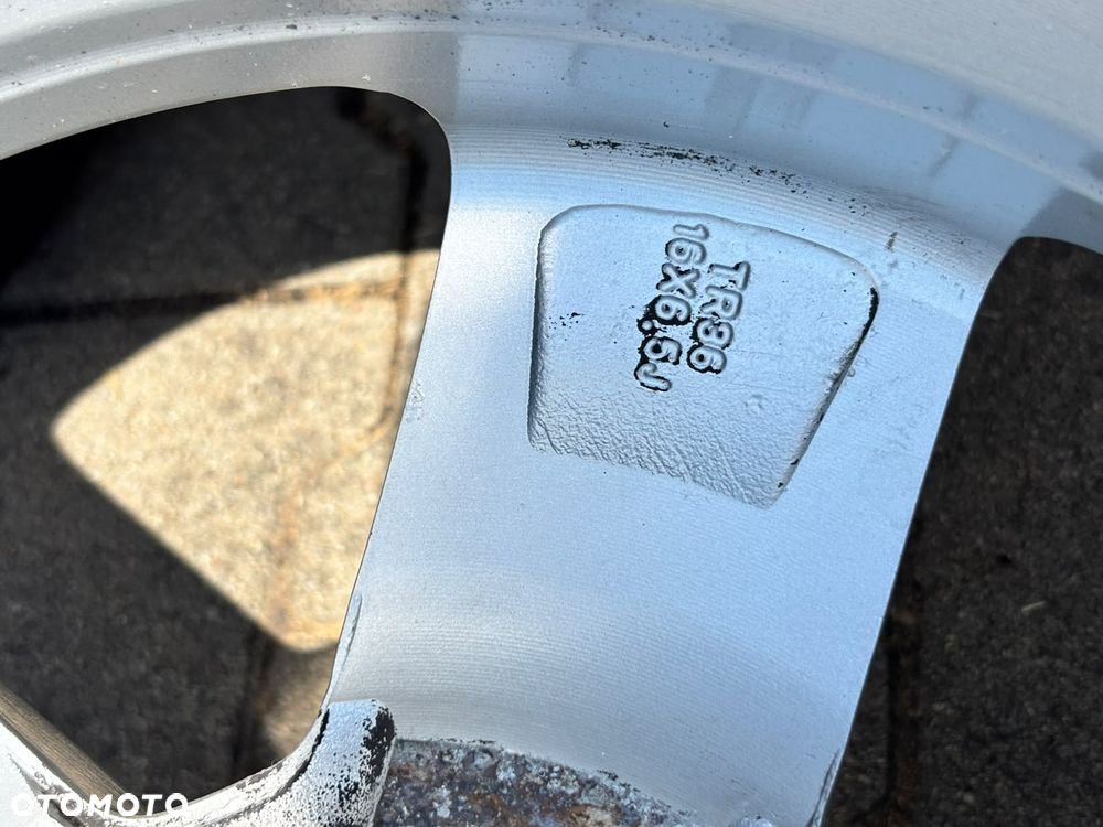 VW CRAFTER II KOMPLET KÓŁ HANKOOK 235/65/16C ZIMA VANTRA LT WINTER I*CEPT LV FELGI ALU - 20