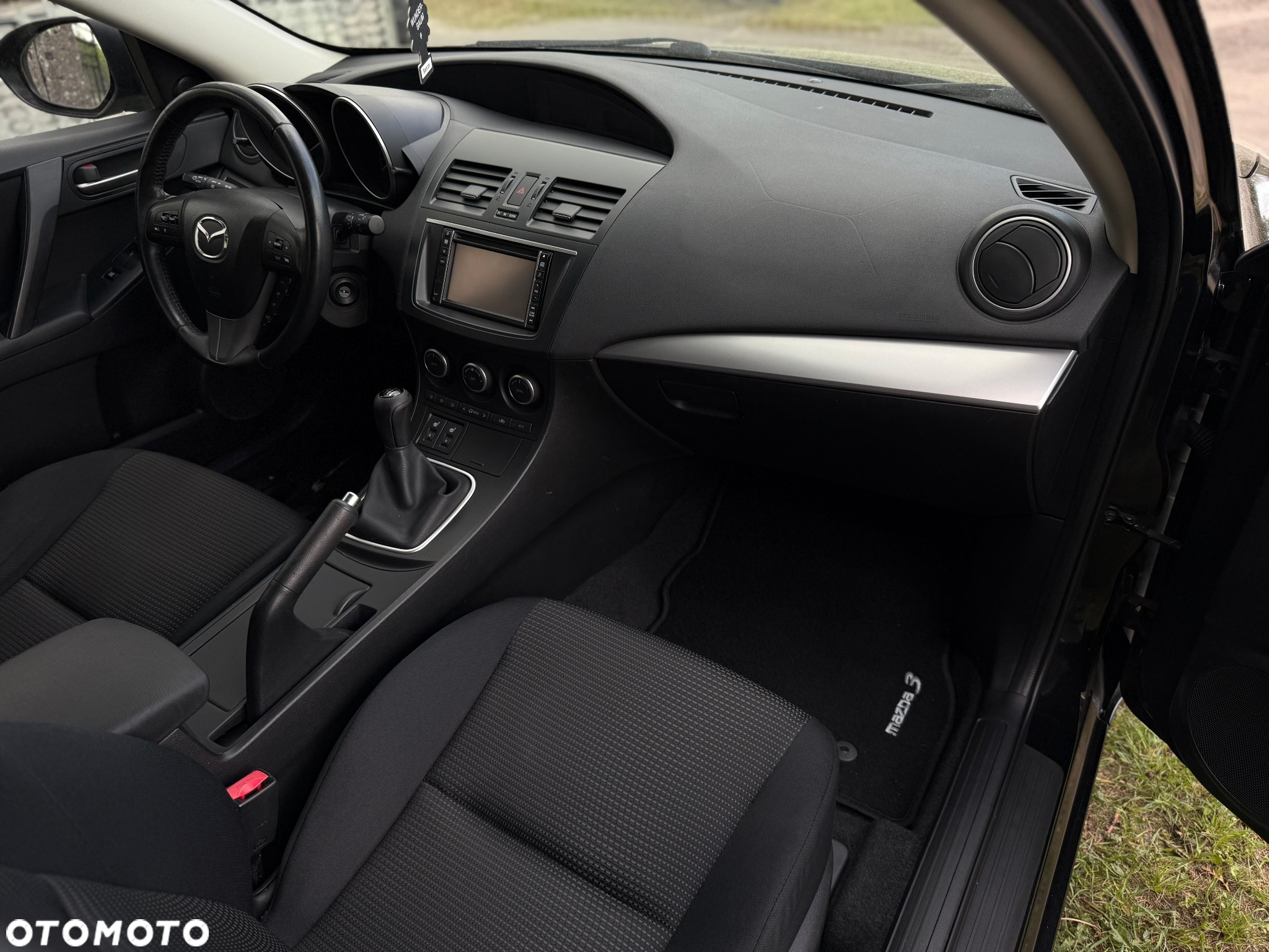 Mazda 3 1.6 CD Exclusive + - 6
