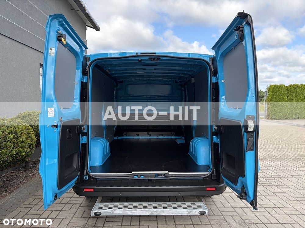 Renault Trafic - 16