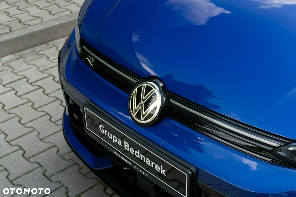 Volkswagen Golf - 11