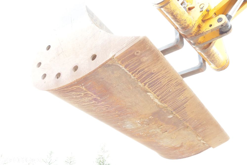 Łyżka skarpowa sztywna JCB fi 80 210 CM - 22