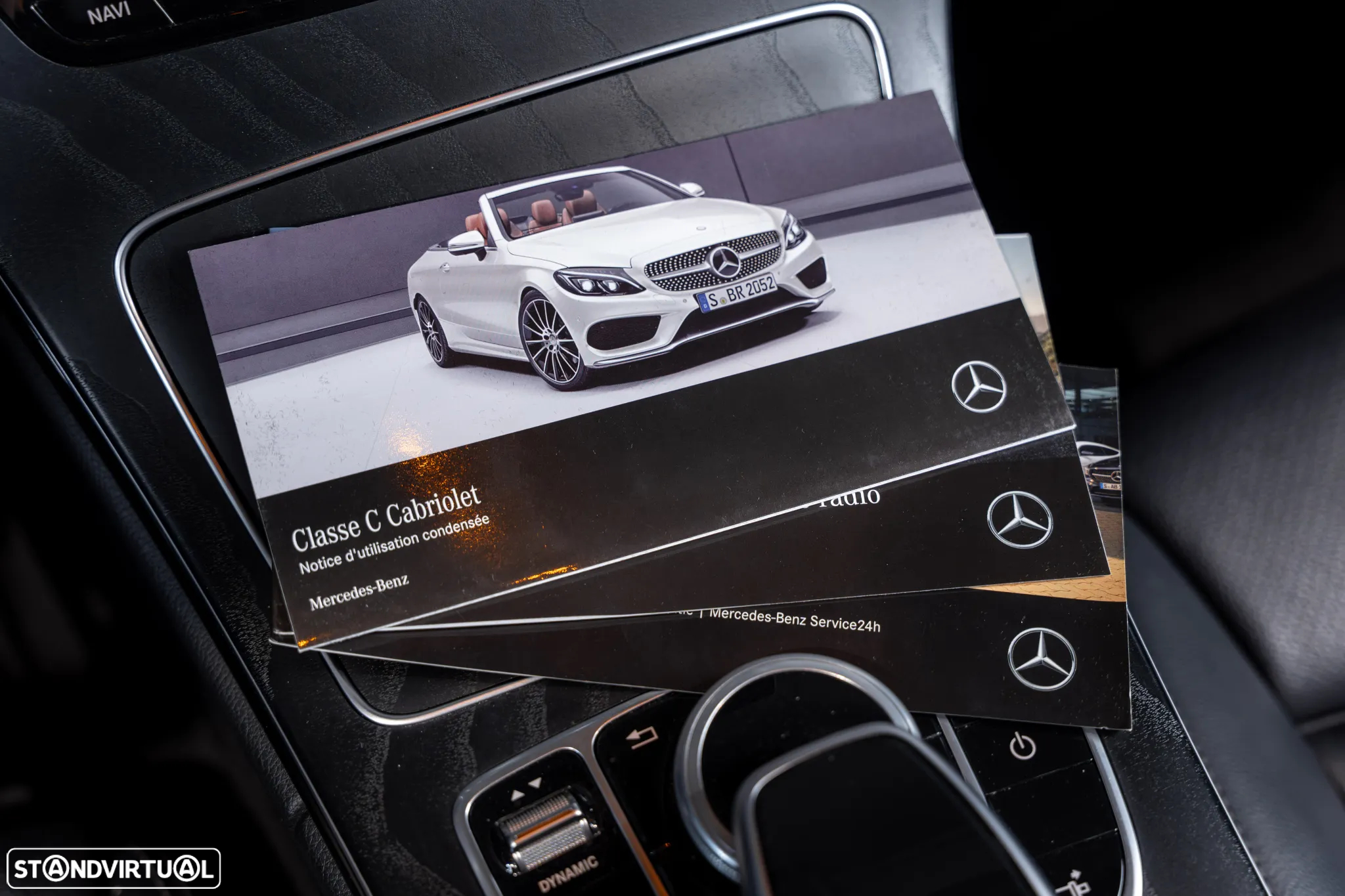 Mercedes-Benz C 220 d Cabrio 4Matic 9G-TRONIC AMG Line - 35