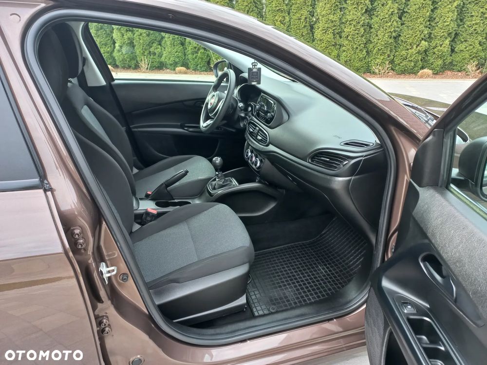 Fiat Tipo 1.4 Classic - 29