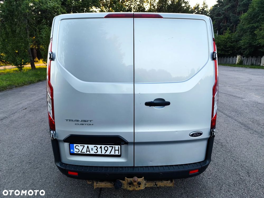 Ford Transit Custom - 8