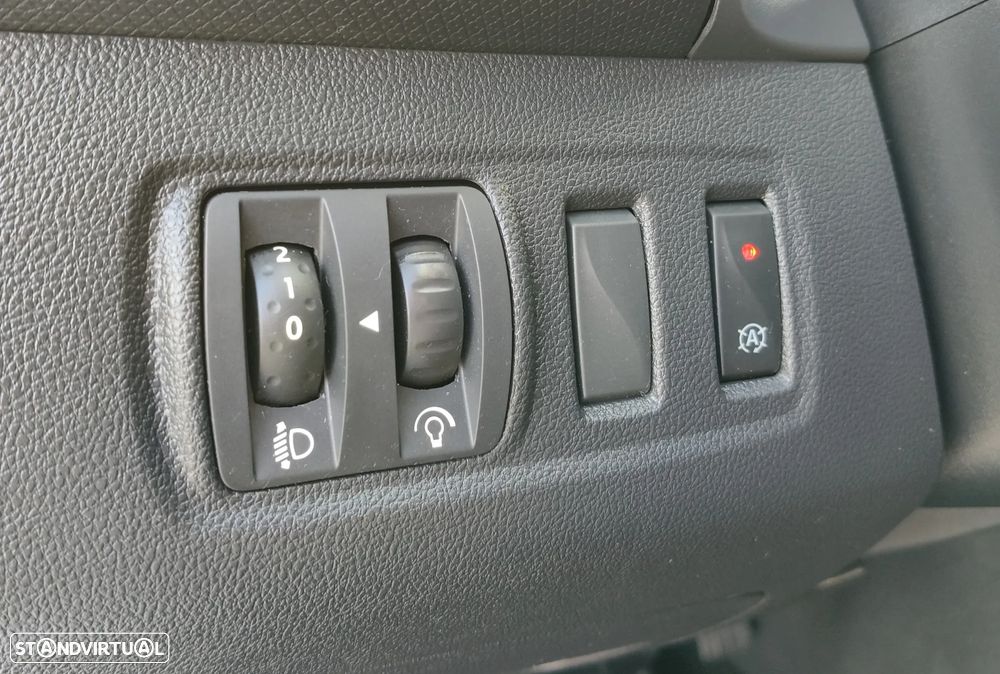 Renault Clio Sport Tourer 1.5 dCi Limited - 13