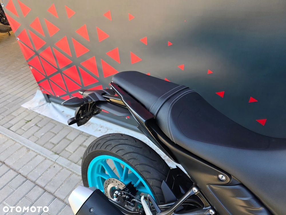 Yamaha MT - 20