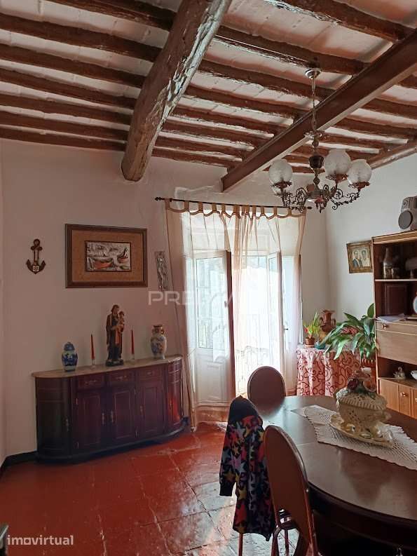 Moradia de 1.º e 2.º Andar com Terraço e Varandas | Campo Maior - Grande imagem: 2/40