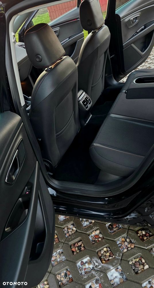 Seat Leon 2.0 TDI FR S&S - 25