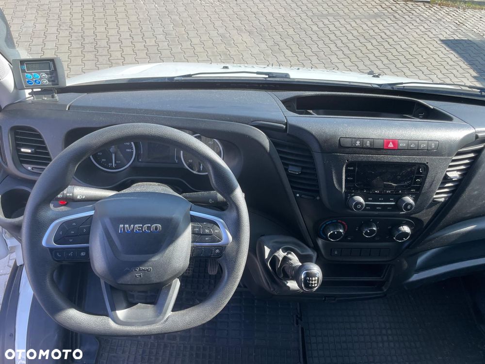 Iveco 50C16 Izoterma z Agregatem Zanotti  8EP Winda  Krajowy - 10