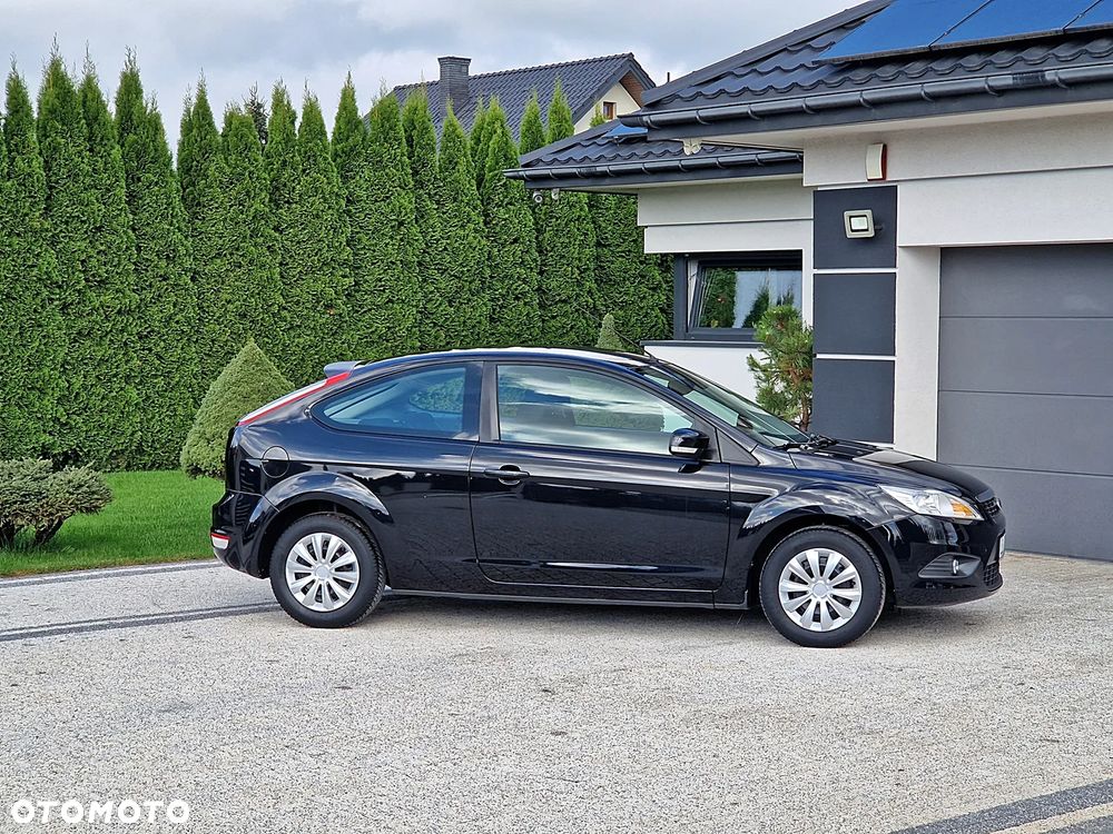 Ford Focus 1.6 16V Titanium - 12