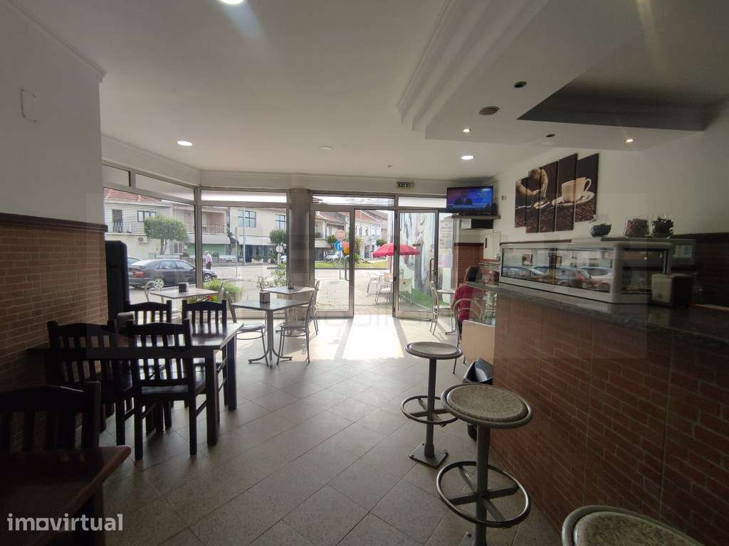 Café / Snack Bar em pleno centro da Vila - Grande imagem: 4/15