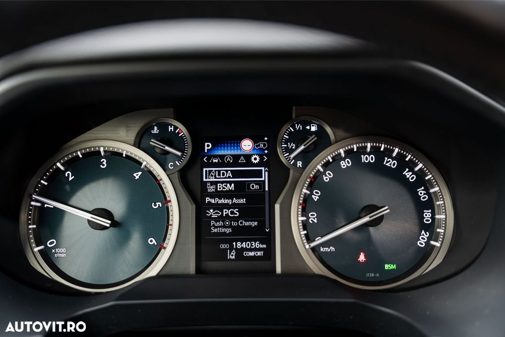 Toyota Land Cruiser 2.8l D-4D 204 CP A/T 7 locuri Luxury AVS Black - 32