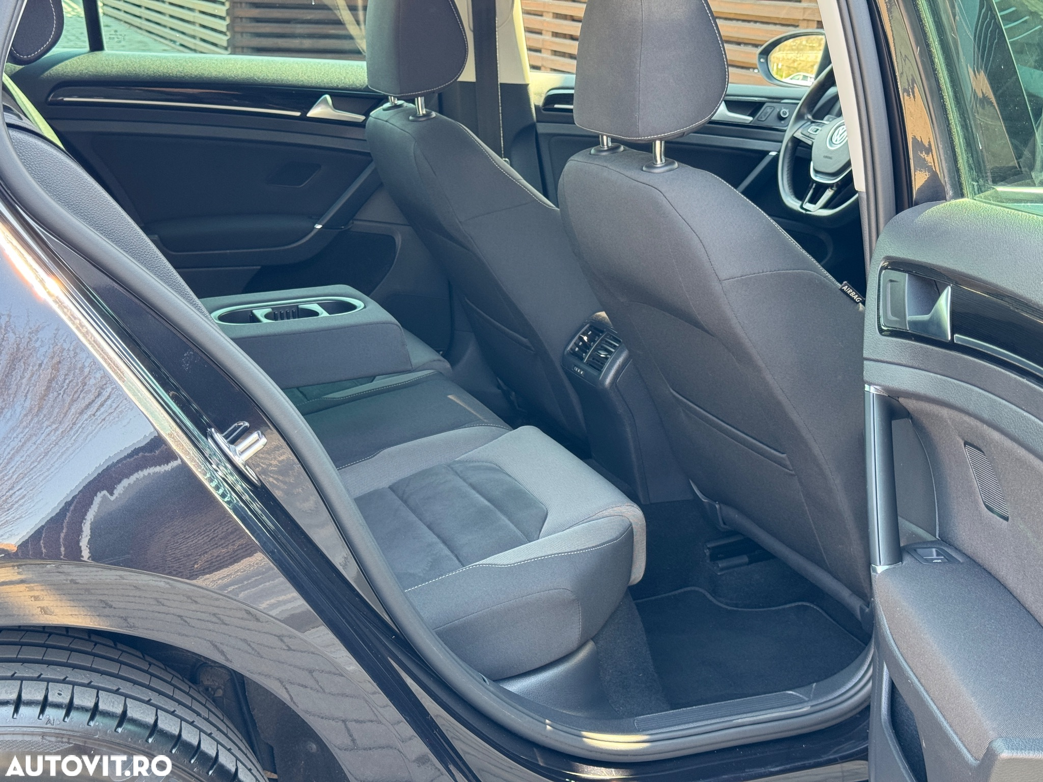 Volkswagen Golf 1.6 TDI DSG Highline - 7