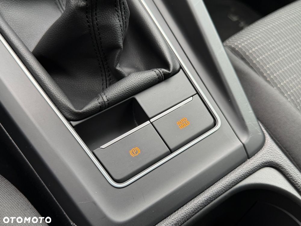 Volkswagen Golf 1.0 TSI - 17