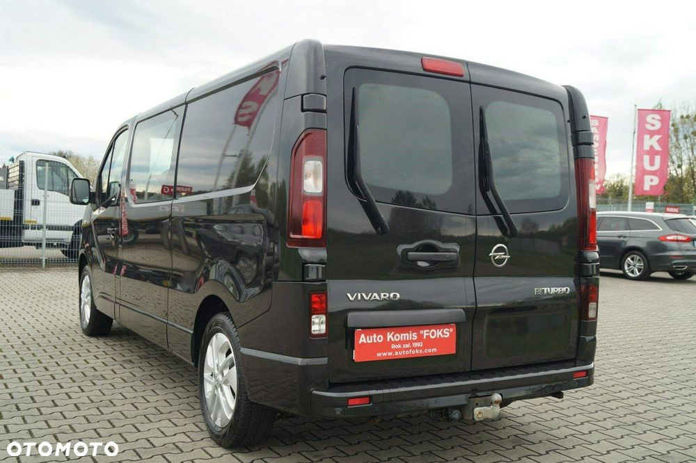 Opel Vivaro - 8