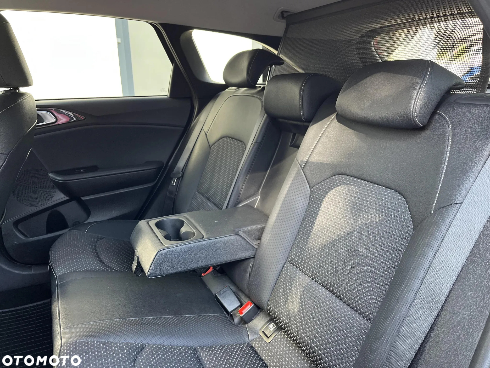 Kia Ceed 1.6 CRDi SCR L Business Line DCT - 16