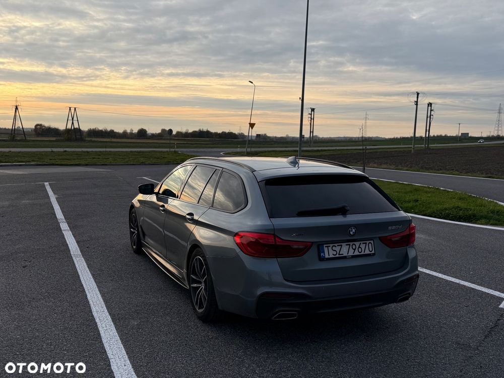 BMW Seria 5 520d xDrive - 6