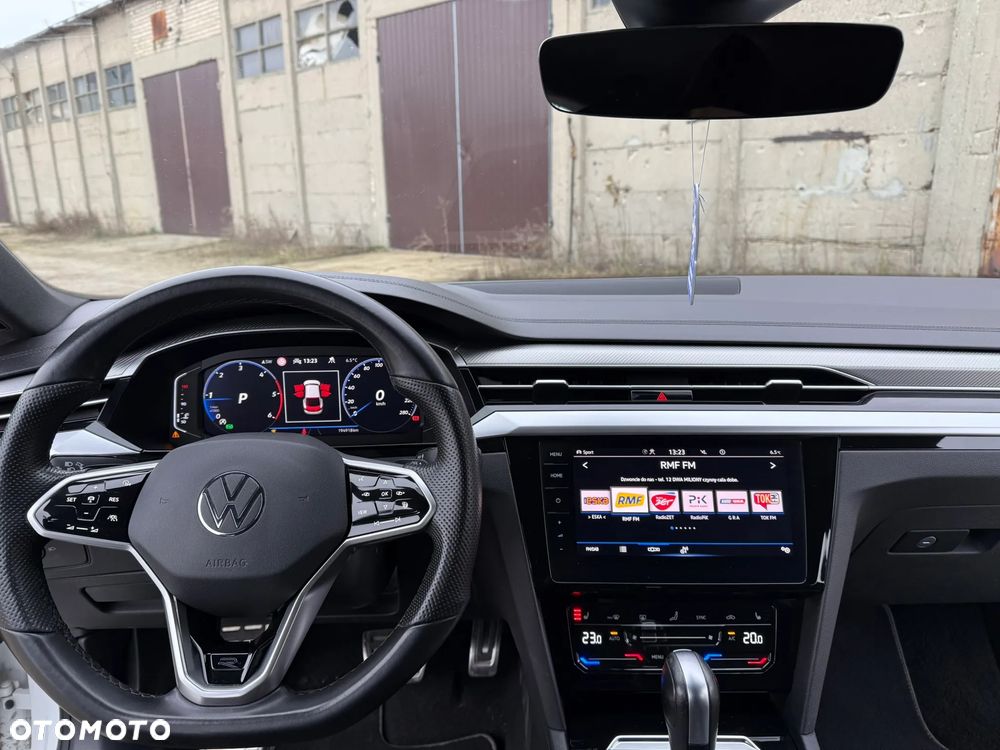 Volkswagen Arteon 2.0 TDI SCR DSG R-Line - 13