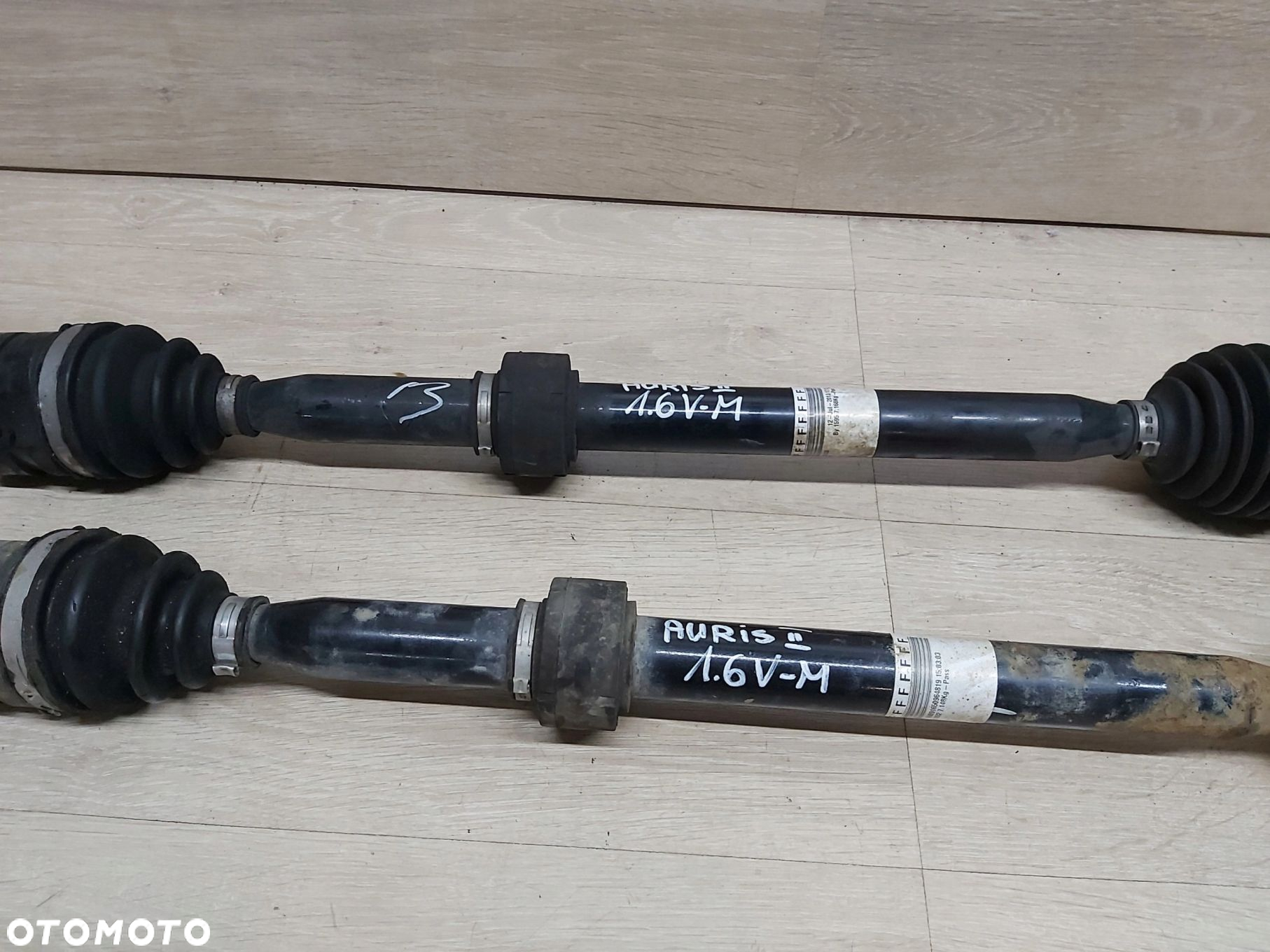 Toyota Auris II półoś prawa przegub 1,6 valvematic 43410-02830 - 3