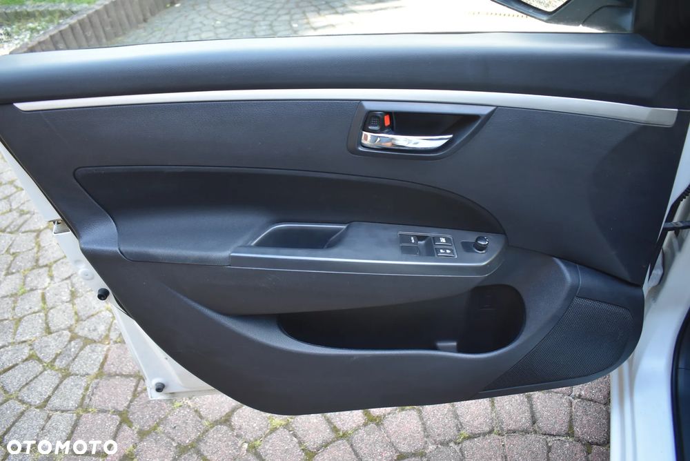 Suzuki Swift - 9