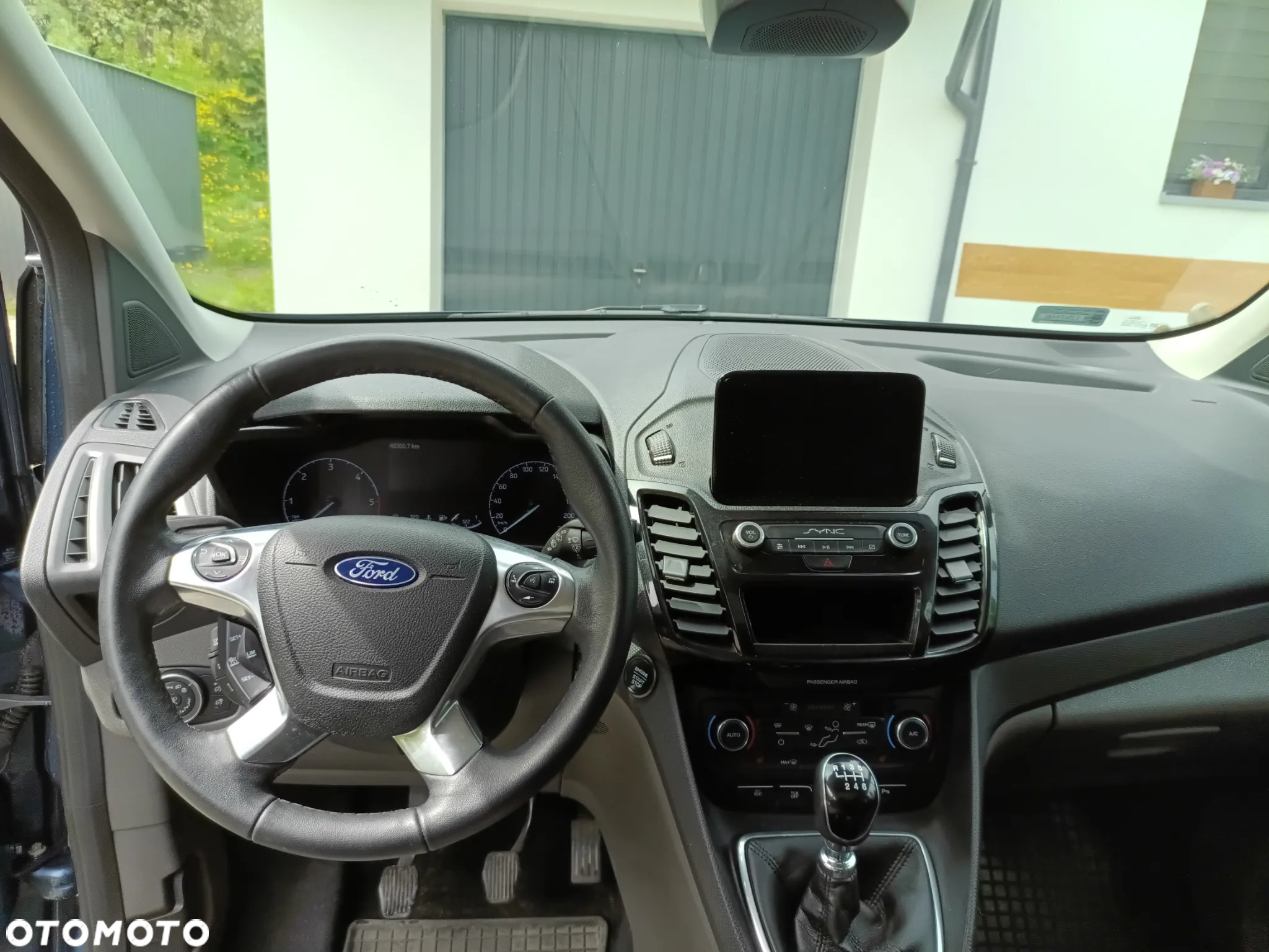 Ford Tourneo Connect 1.5 EcoBlue Titanium - 10