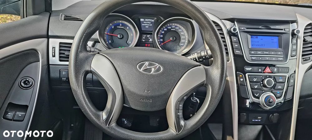 Hyundai i30 1.6 CRDi BlueDrive Classic - 19