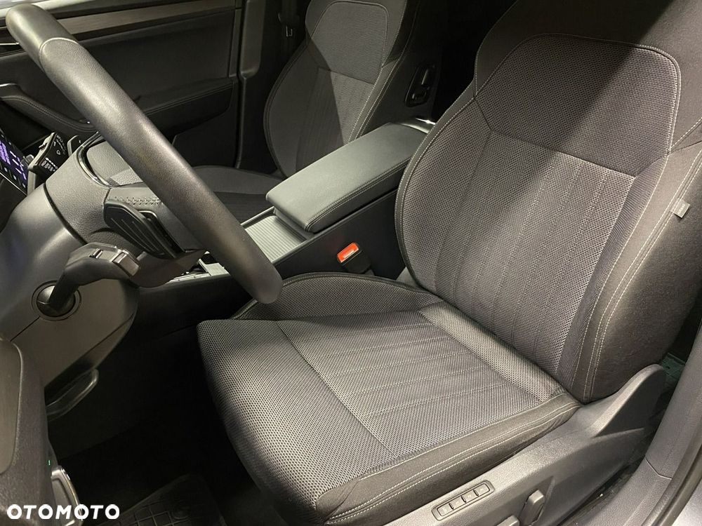 Skoda Superb 2.0 TDI SCR Style DSG - 38
