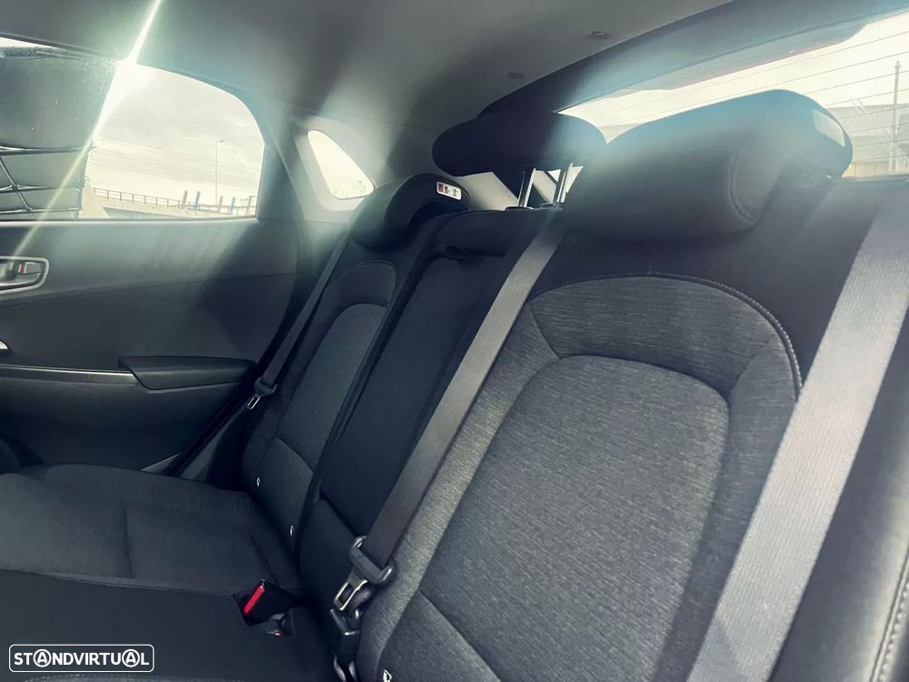 Hyundai Kauai 39 kWh Premium - 14