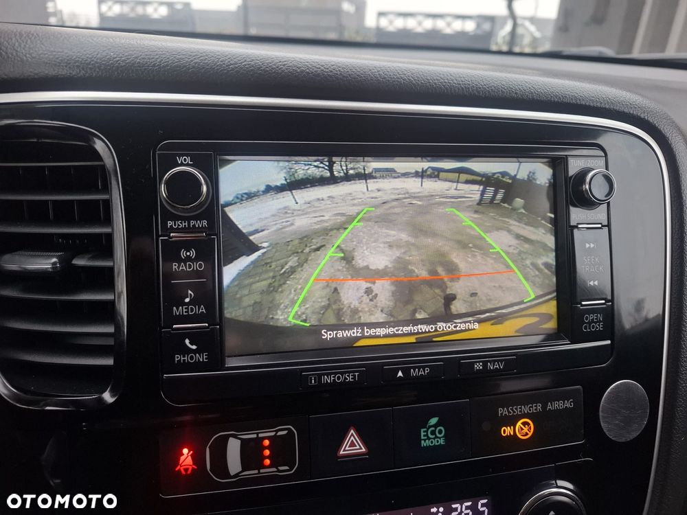 Mitsubishi Outlander 2.0 4WD - 20