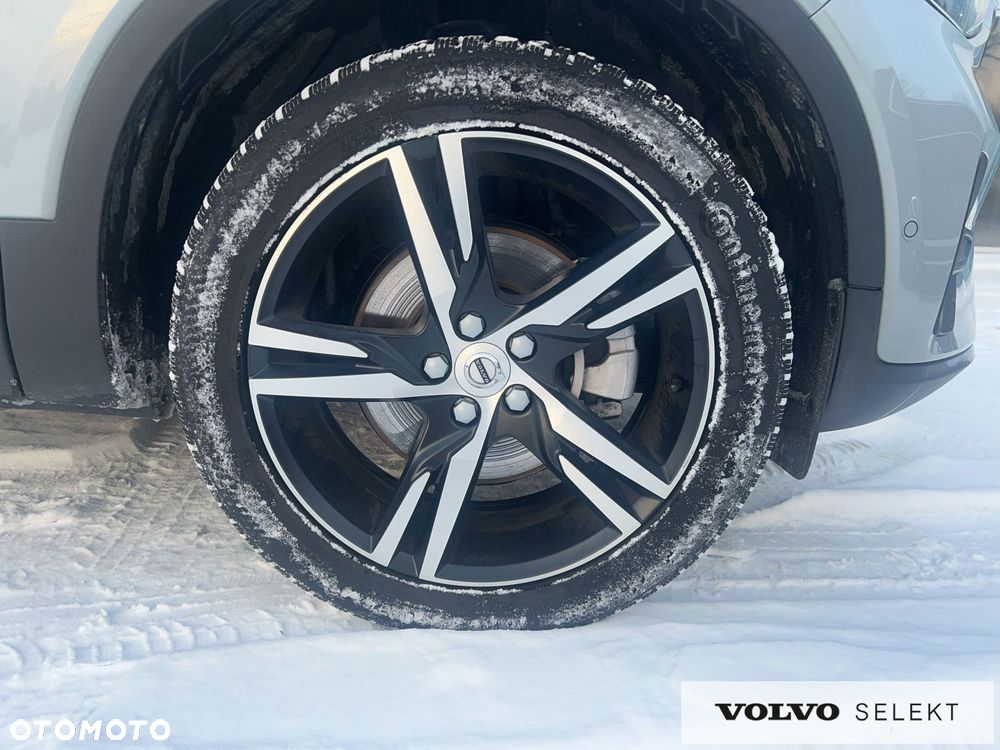 Volvo XC 40 - 22