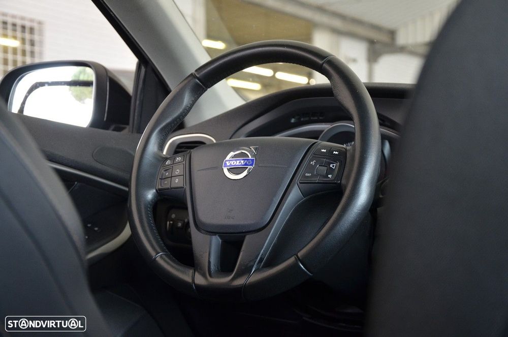 Volvo V40 Cross Country 2.0 D2 Kinetic - 14