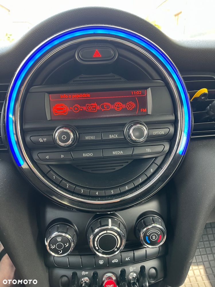 MINI Cooper D - 25