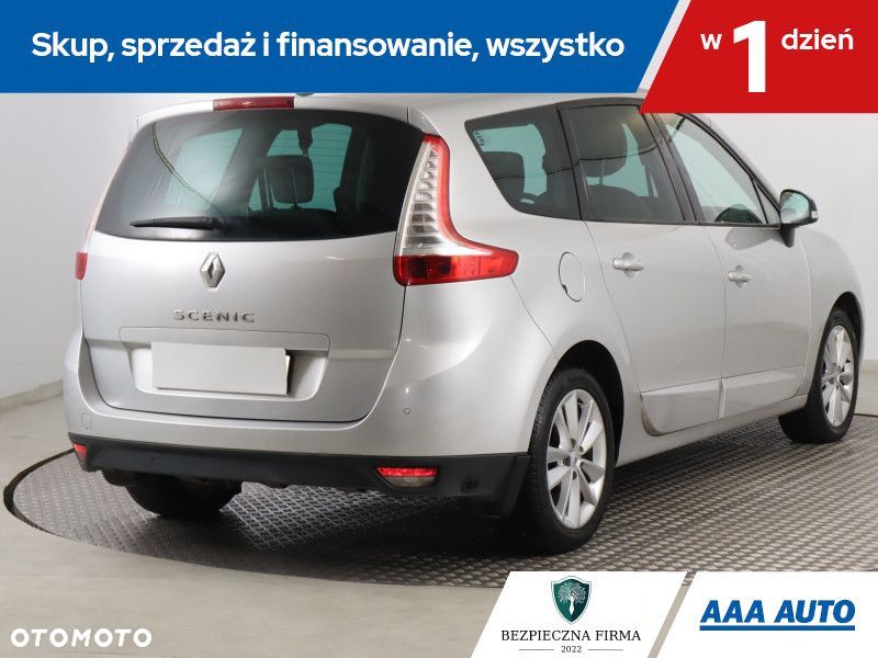 Renault Grand Scenic - 6