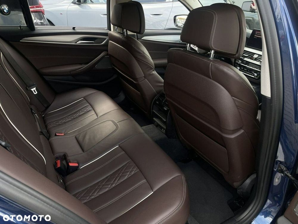 BMW Seria 5 - 29
