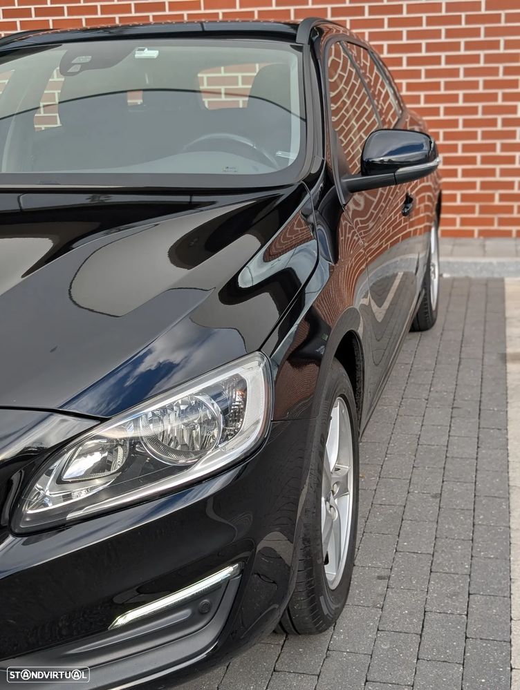 Volvo V60 D2 - 8