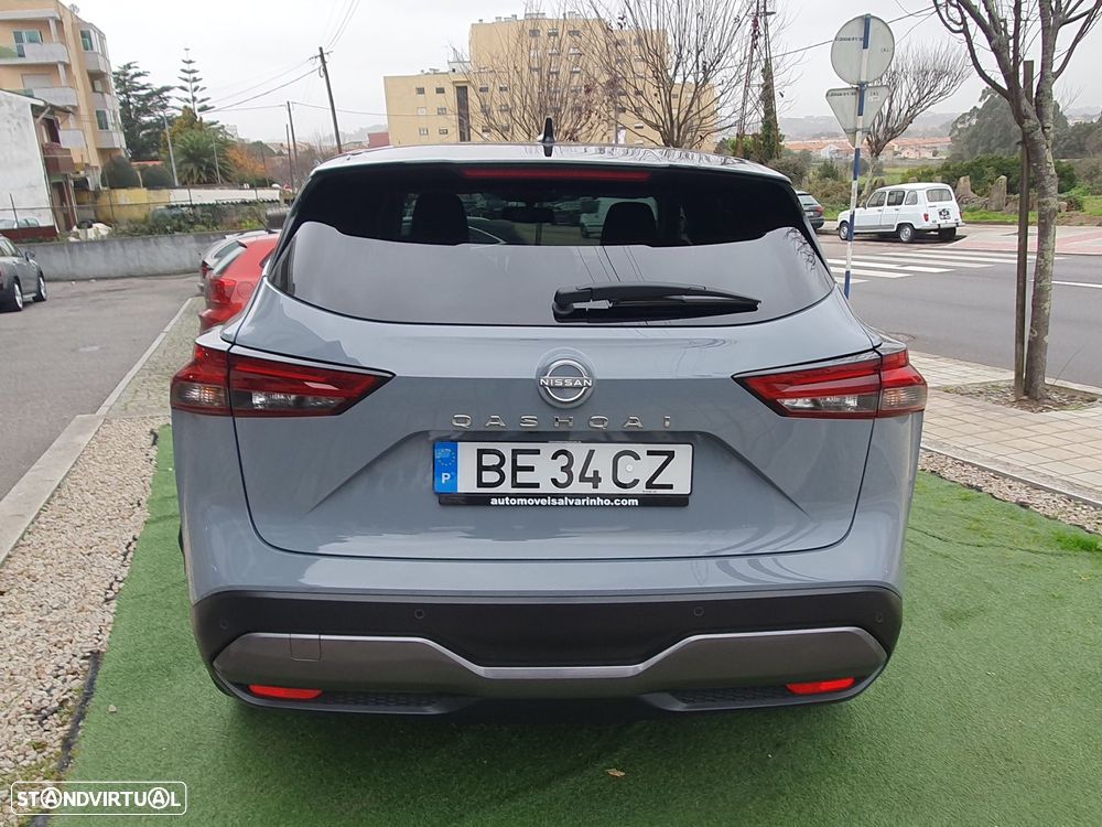 Nissan Qashqai 1.3 DIG-T N-Connecta Xtronic - 9