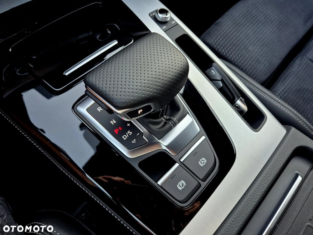 Audi Q5 50 TFSIe quattro S tronic S line - 16