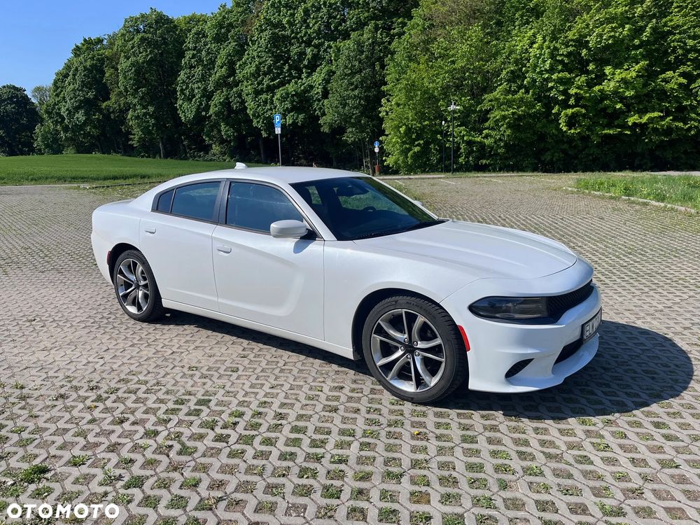 Dodge Charger - 4