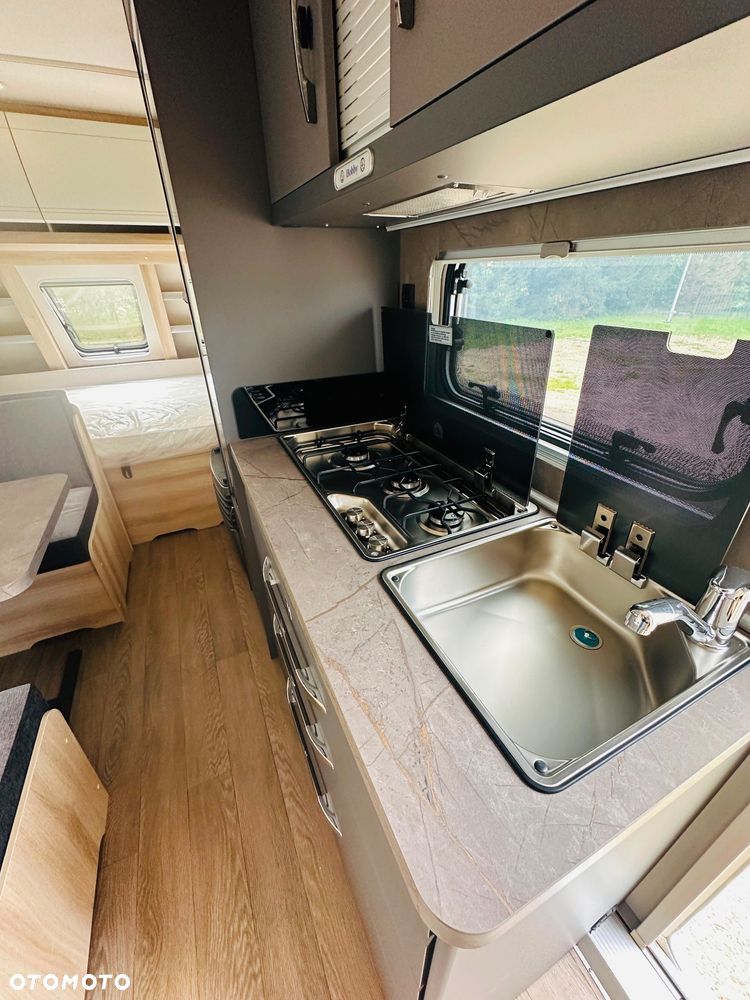 Hobby 490 KMF DE LUXE - 15