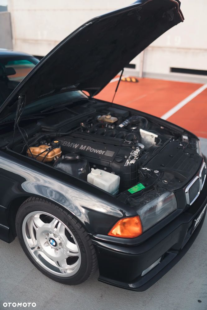 BMW M3 Standard - 26