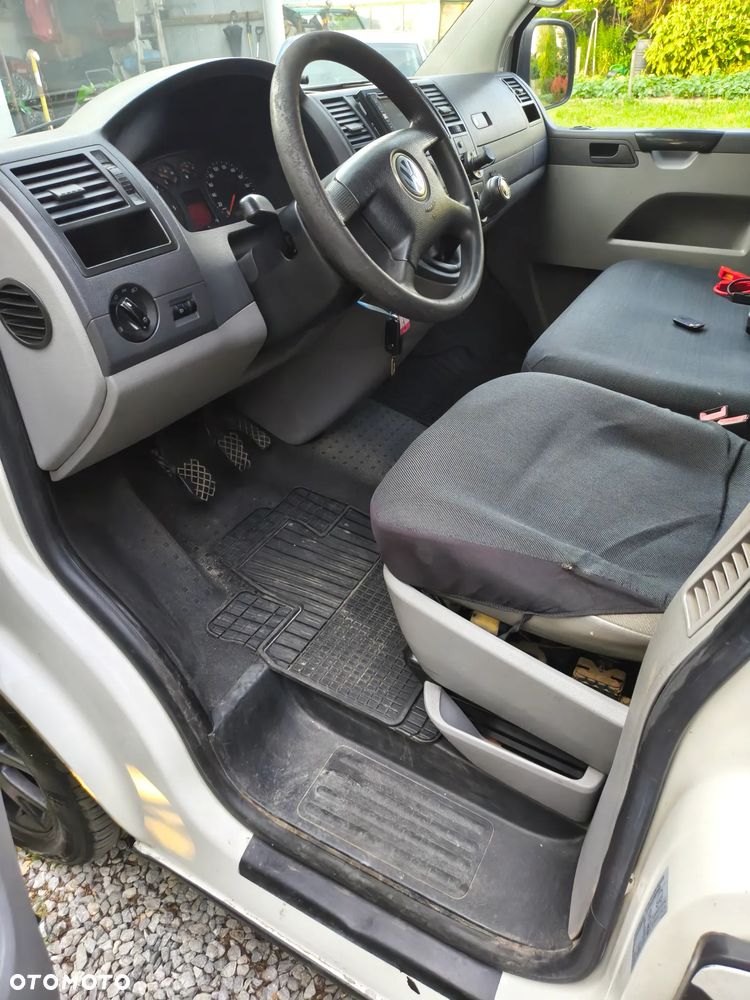 Volkswagen Transporter - 24