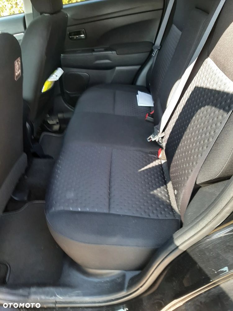 Mitsubishi ASX 1.6 Inform - 29