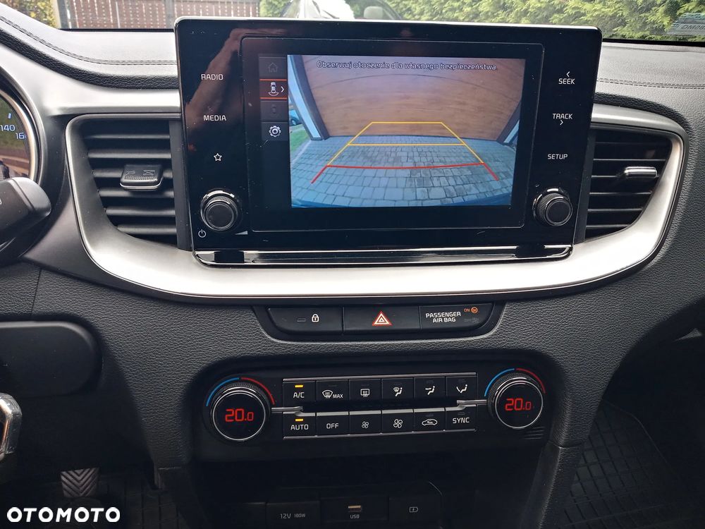 Kia Ceed 1.5 T-GDI M - 21