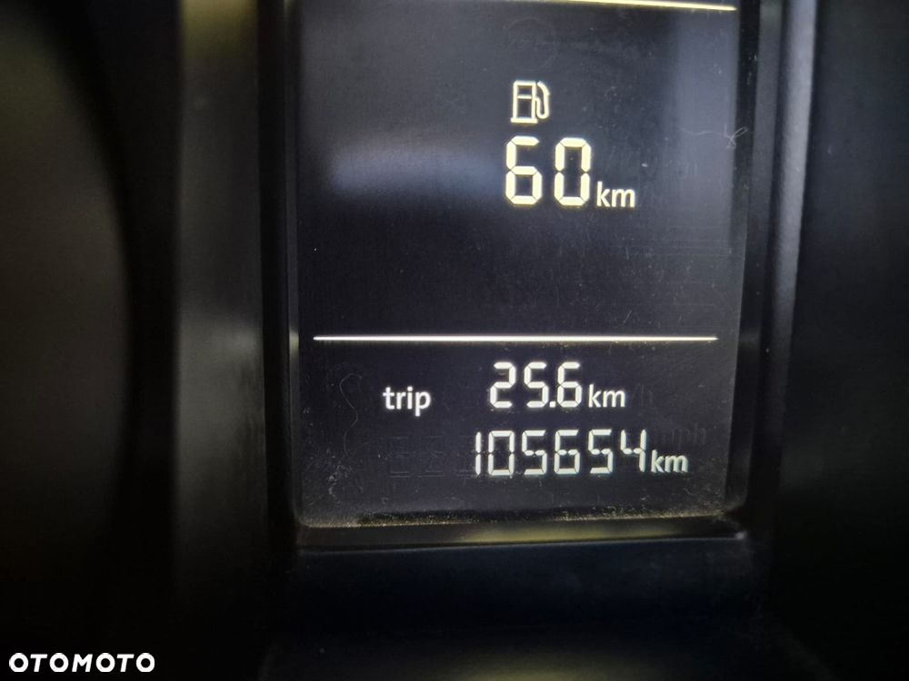 Volkswagen Golf - 16