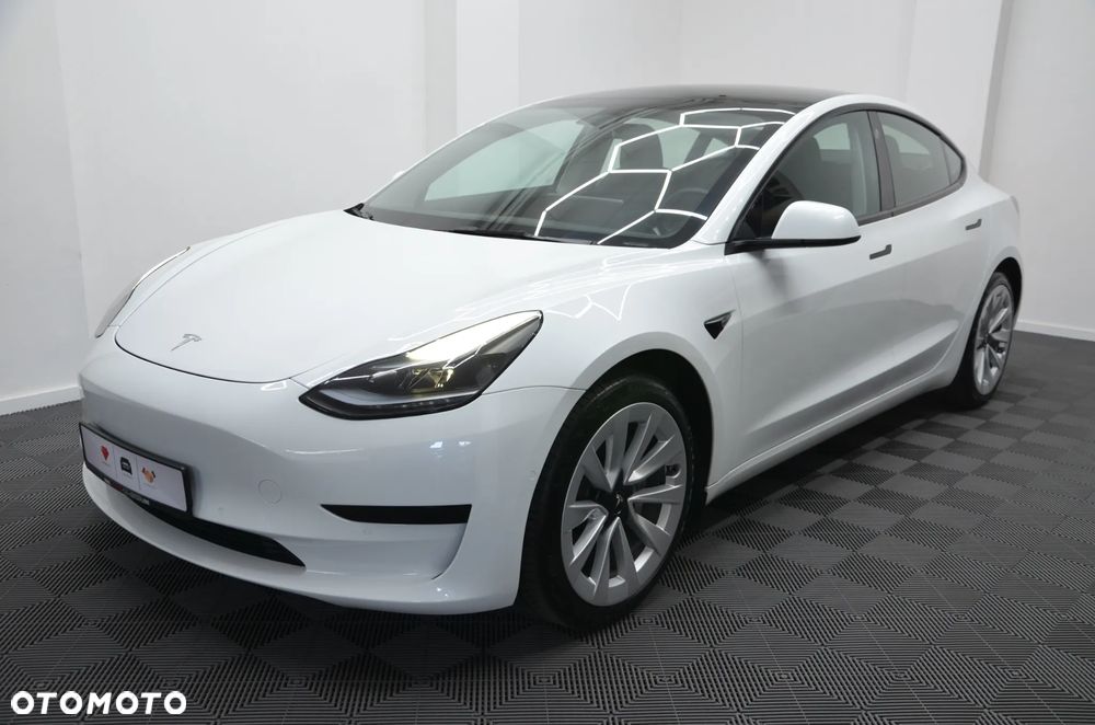 Tesla Model 3 RWD Hinterradantrieb - 4